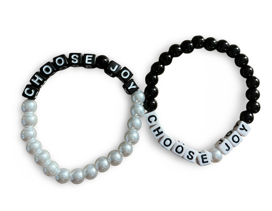 Choose Joy Bracelet in Black/White